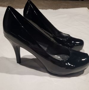 Black Candie's heels